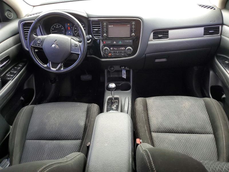 Photo 8 from auction – 2016 MITSUBISHI OUTLANDER with VIN JA4AD3A38GZ012559