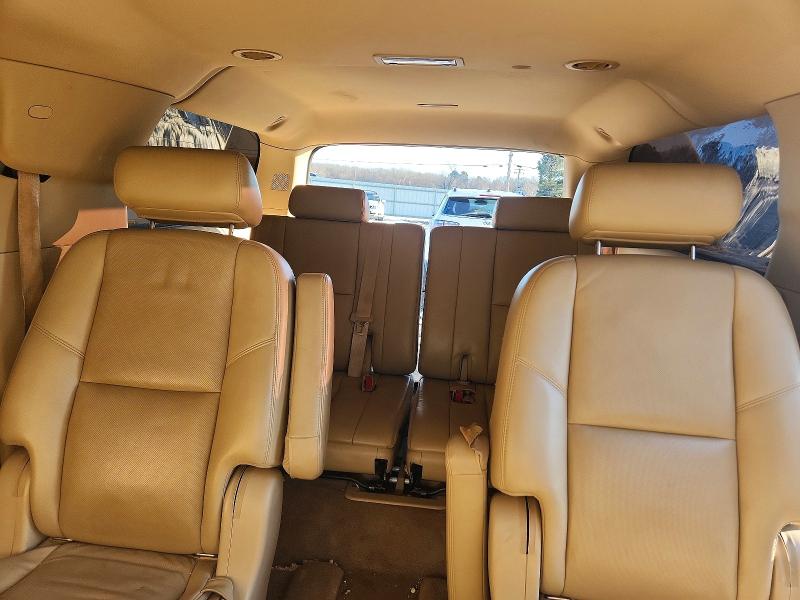 Photo 10 from auction – 2010 CHEVROLET SUBURBAN C with VIN 1GNUCKE02AR176291