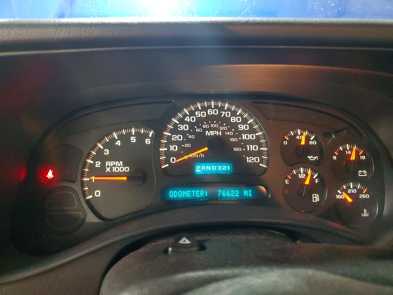 Photo 9 from auction – 2004 CHEVROLET SILVERADO with VIN 2GCEC19V441125773