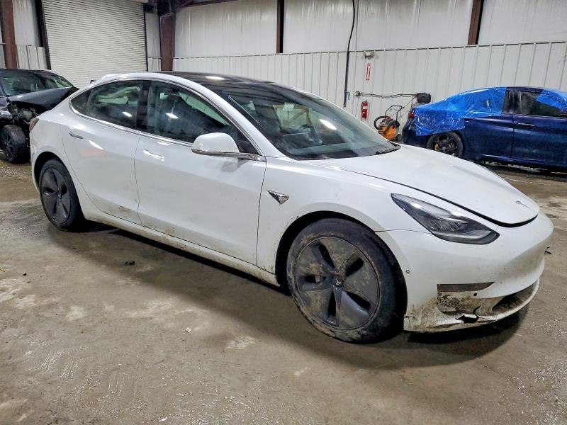 Photo 4 from auction – 2018 TESLA MODEL 3 with VIN 5YJ3E1EB0JF073886