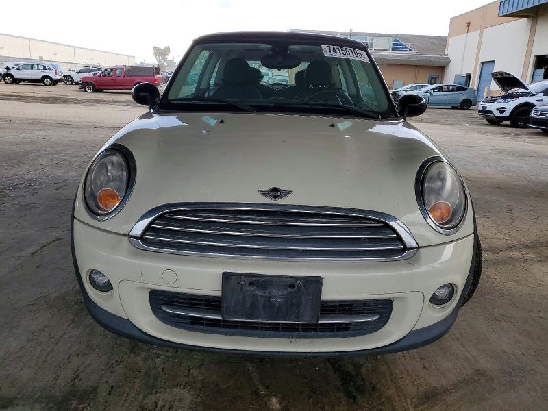 Photo 5 from auction – 2013 MINI COOPER with VIN WMWSU3C55DT681666