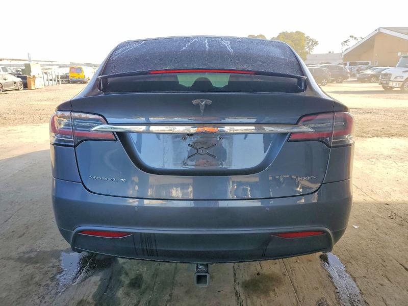 Photo 6 from auction – 2019 TESLA MODEL X with VIN 5YJXCDE27KF149355