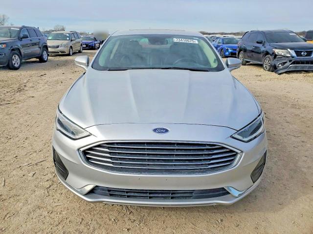Photo 5 from auction – 2019 FORD FUSION SEL with VIN 3FA6P0CD4KR260978