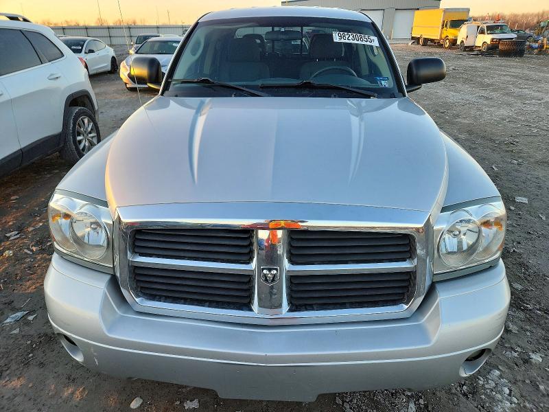 Photo 5 from auction – 2006 DODGE DAKOTA with VIN 1D7HW48K56S507574