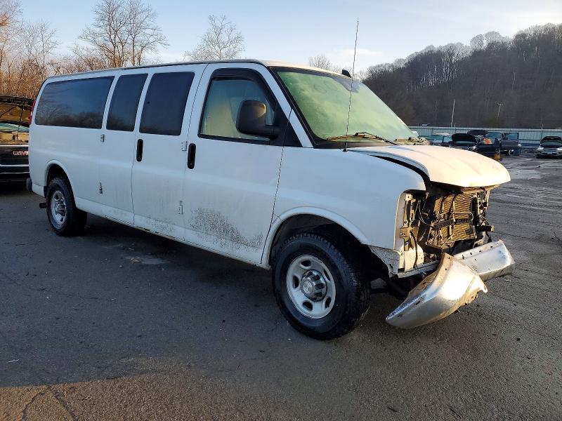 Photo 4 from auction – 2019 CHEVROLET EXPRESS with VIN 1GAZGPFG4K1196045