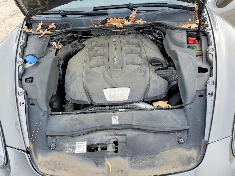 Photo 12 from auction – 2014 PORSCHE CAYENNE with VIN WP1AF2A21ELA41742