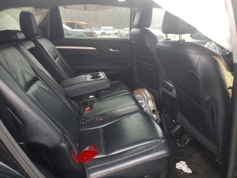 Photo 11 from auction – 2016 TOYOTA HIGHLANDER with VIN 5TDJKRFH5GS506706