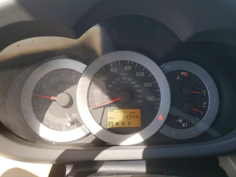 Photo 9 from auction – 2011 TOYOTA RAV4 with VIN 2T3BK4DV9BW038650