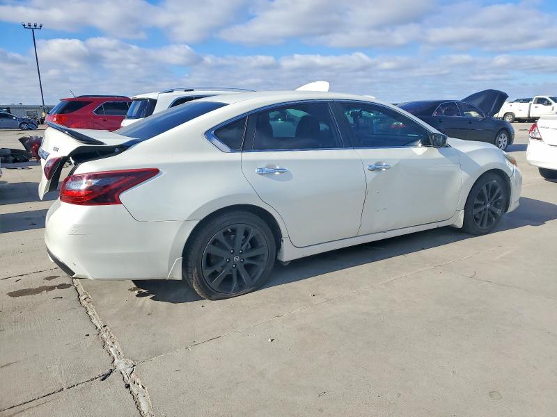 Photo 3 from auction – 2017 NISSAN ALTIMA 2.5 with VIN 1N4AL3AP4HC184786