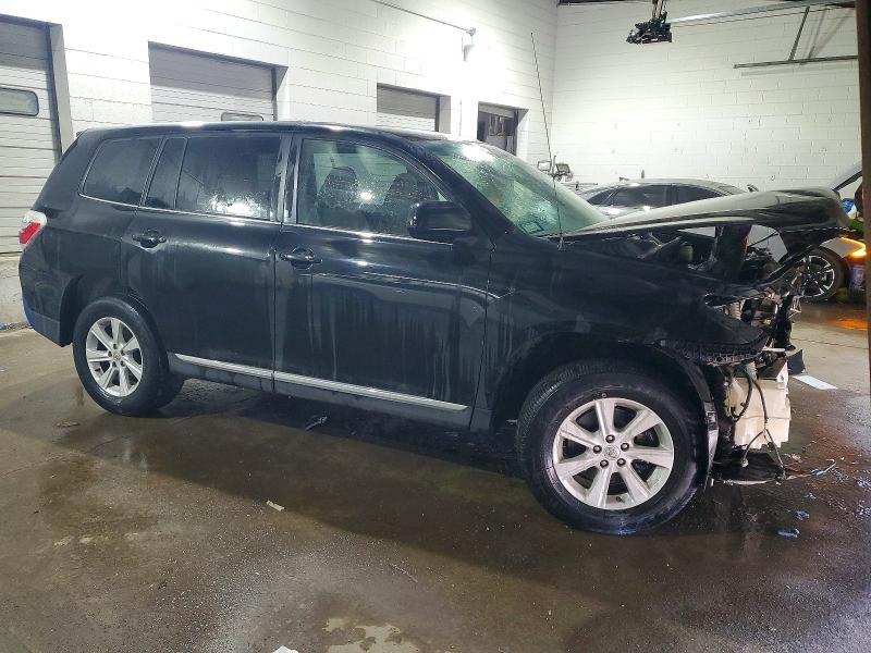 Photo 4 from auction – 2012 TOYOTA HIGHLANDER with VIN 5TDBK3EHXCS103107