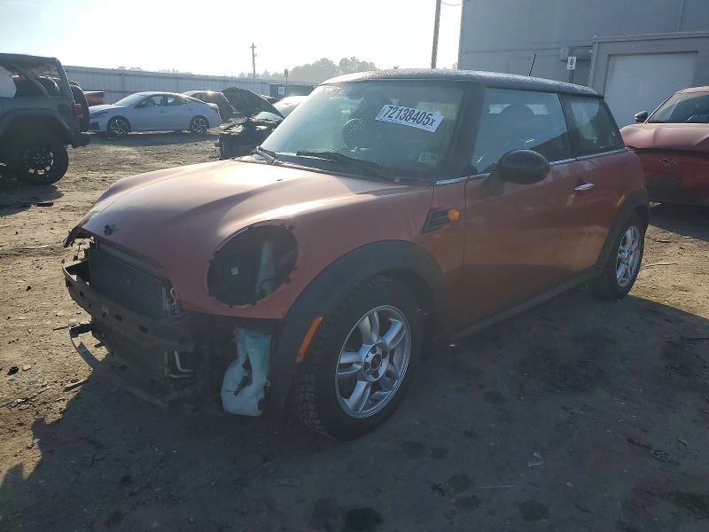 MINI COOPER 2013 with VIN WMWSU3C57DT682740 - Photo from auction