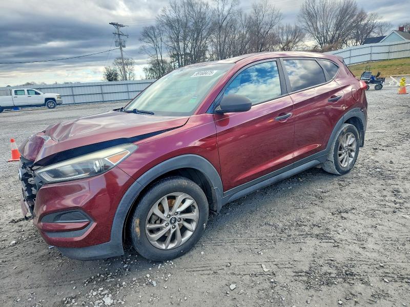 HYUNDAI TUCSON 2016 with VIN KM8J23A40GU136550 - Photo from auction