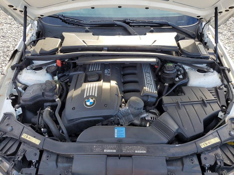 Photo 11 from auction – 2009 BMW 328 with VIN WBAWR33529P154798