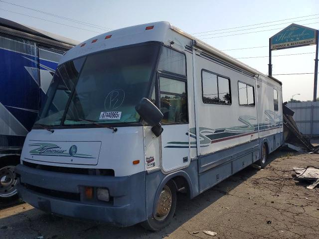 Photo 2 from auction – 1997 CHEVROLET P30 with VIN 1GBLP37J6V3309541