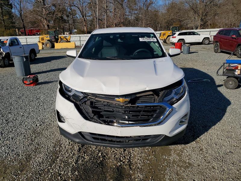 Photo 5 from auction – 2021 CHEVROLET EQUINOX LT with VIN 2GNAXKEV0M6112656