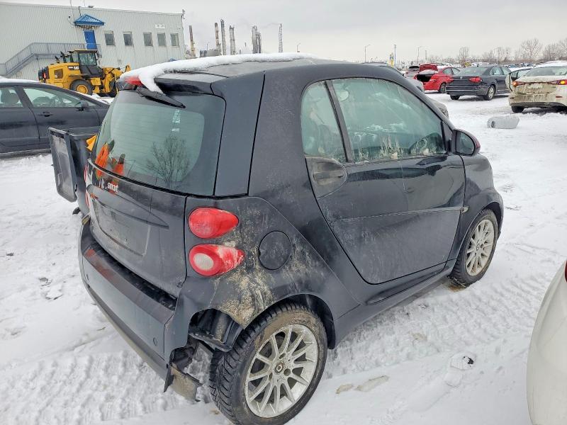 Photo 3 from auction – 2011 SMART FORTWO PUR with VIN WMEEJ3BA8BK471770