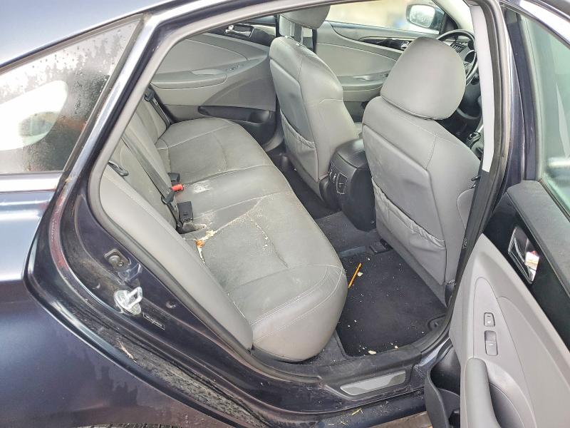 Photo 10 from auction – 2014 HYUNDAI SONATA SE with VIN 5NPEC4AC6EH889426