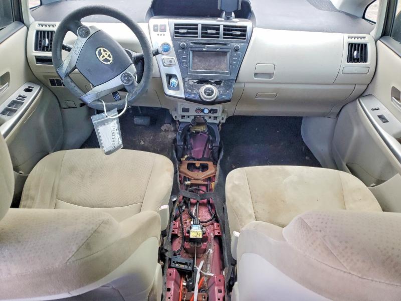 Photo 8 from auction – 2012 TOYOTA PRIUS V with VIN JTDZN3EU8C3075585