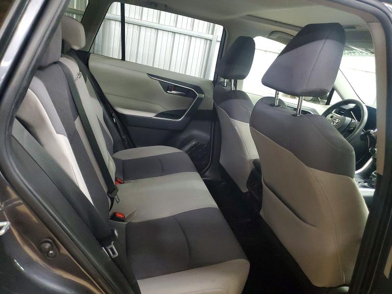 Photo 11 from auction – 2019 TOYOTA RAV4 XLE with VIN JTMP1RFV9KD039152