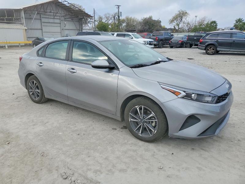 Photo 4 from auction – 2023 KIA FORTE with VIN 3KPF24ADXPE619901