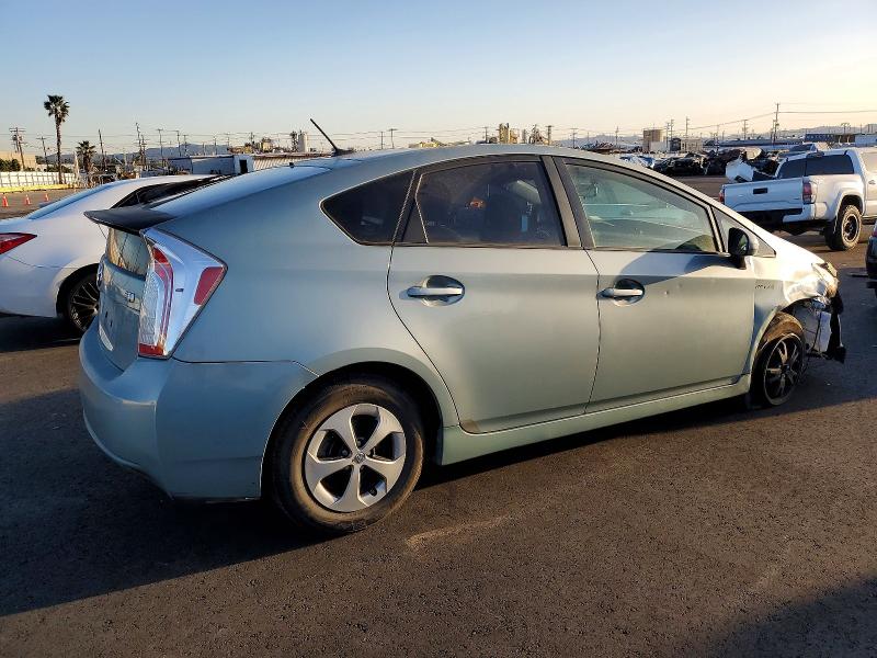 Photo 3 from auction – 2013 TOYOTA PRIUS with VIN JTDKN3DU0D5548727