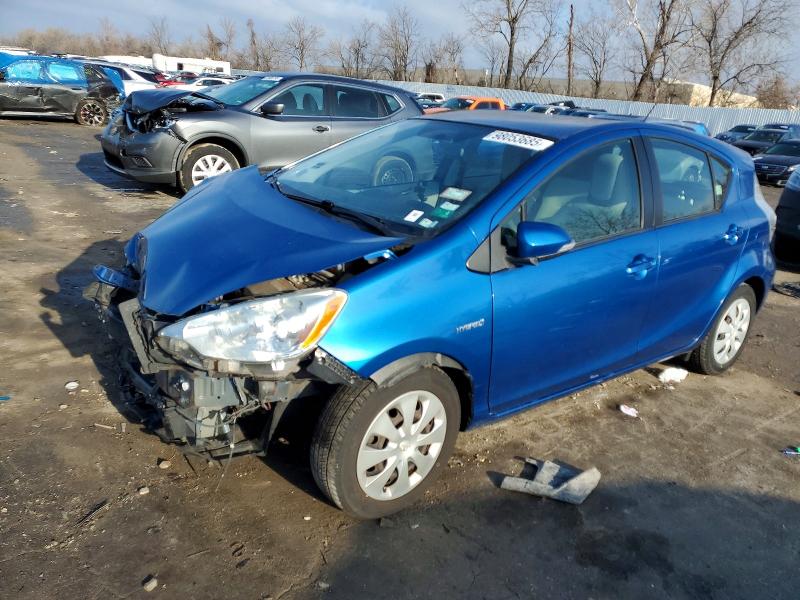 TOYOTA PRIUS C 2012 with VIN JTDKDTB39C1523831 - Photo from auction