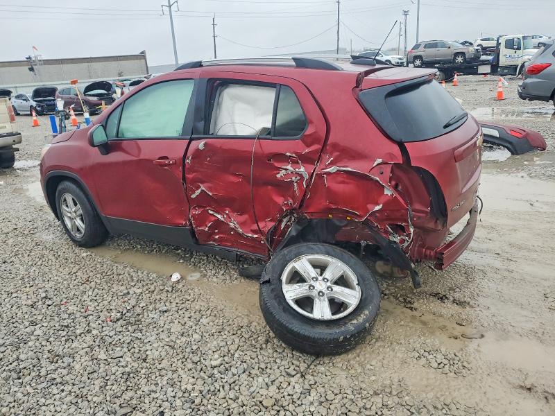 Photo 2 from auction – 2022 CHEVROLET TRAX 1LT with VIN KL7CJPSM3NB558369