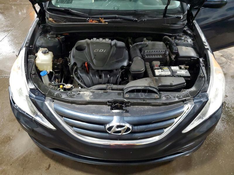 Photo 11 from auction – 2014 HYUNDAI SONATA GLS with VIN 5NPEB4AC8EH813497