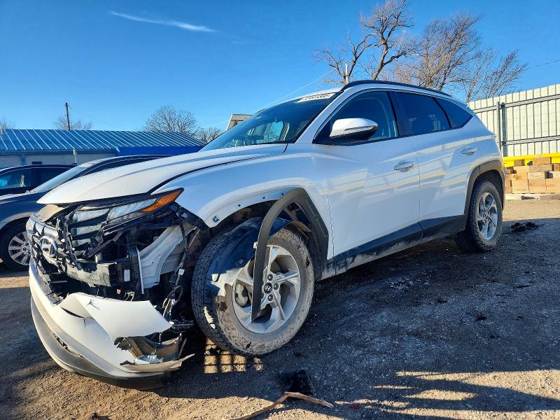 HYUNDAI TUCSON 2022 with VIN 5NMJBCAE0NH033680 - Photo from auction