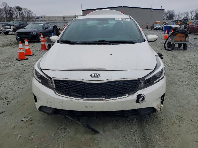 Photo 5 from auction – 2017 KIA FORTE LX with VIN 3KPFL4A71HE099838