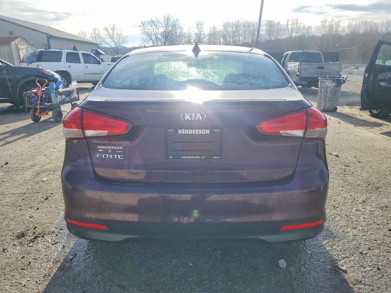 Photo 6 from auction – 2017 KIA FORTE LX with VIN 3KPFK4A71HE038685