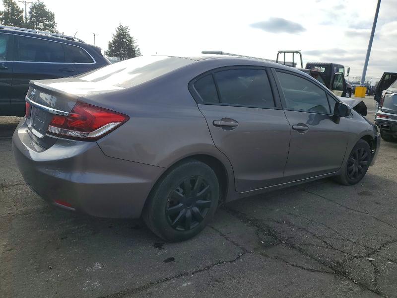 Photo 3 from auction – 2015 HONDA CIVIC LX with VIN 19XFB2F51FE020339