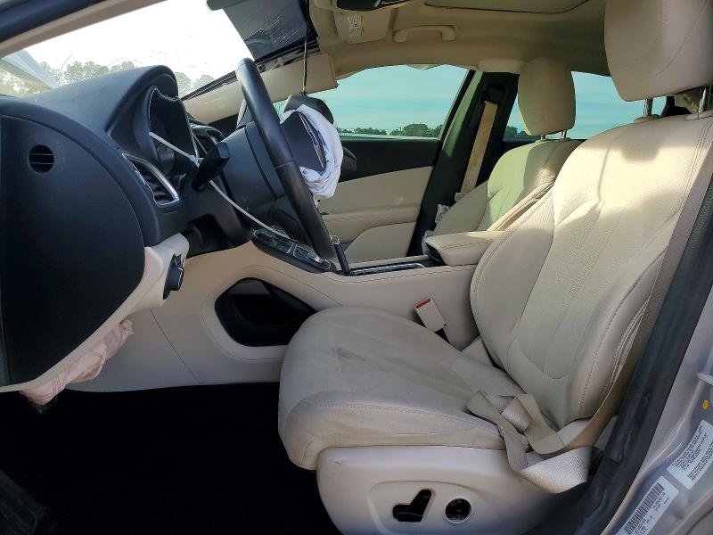 Photo 7 from auction – 2016 CHRYSLER 200 LIMITE with VIN 1C3CCCAB3GN129633