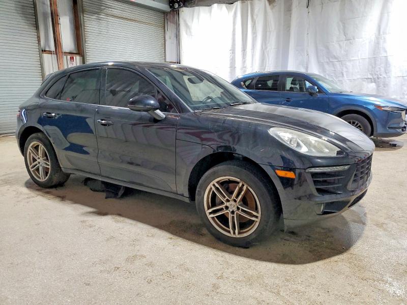 Photo 4 from auction – 2017 PORSCHE MACAN with VIN WP1AA2A51HLB01905