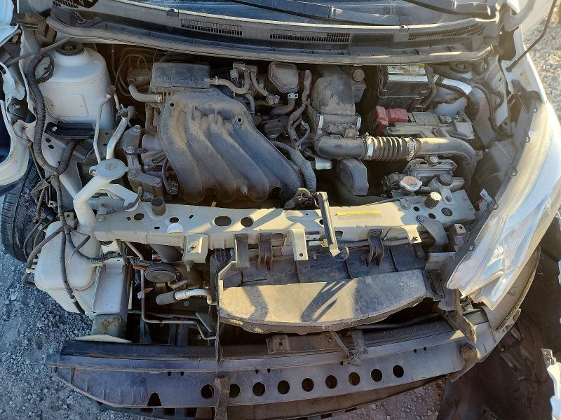 Photo 11 from auction – 2015 NISSAN VERSA NOTE with VIN 3N1CE2CP9FL449856