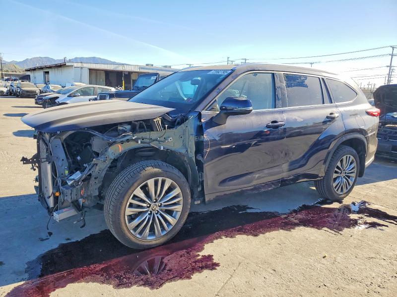 Photo 1 from auction – 2021 TOYOTA HIGHLANDER with VIN 5TDFZRBH7MS152626