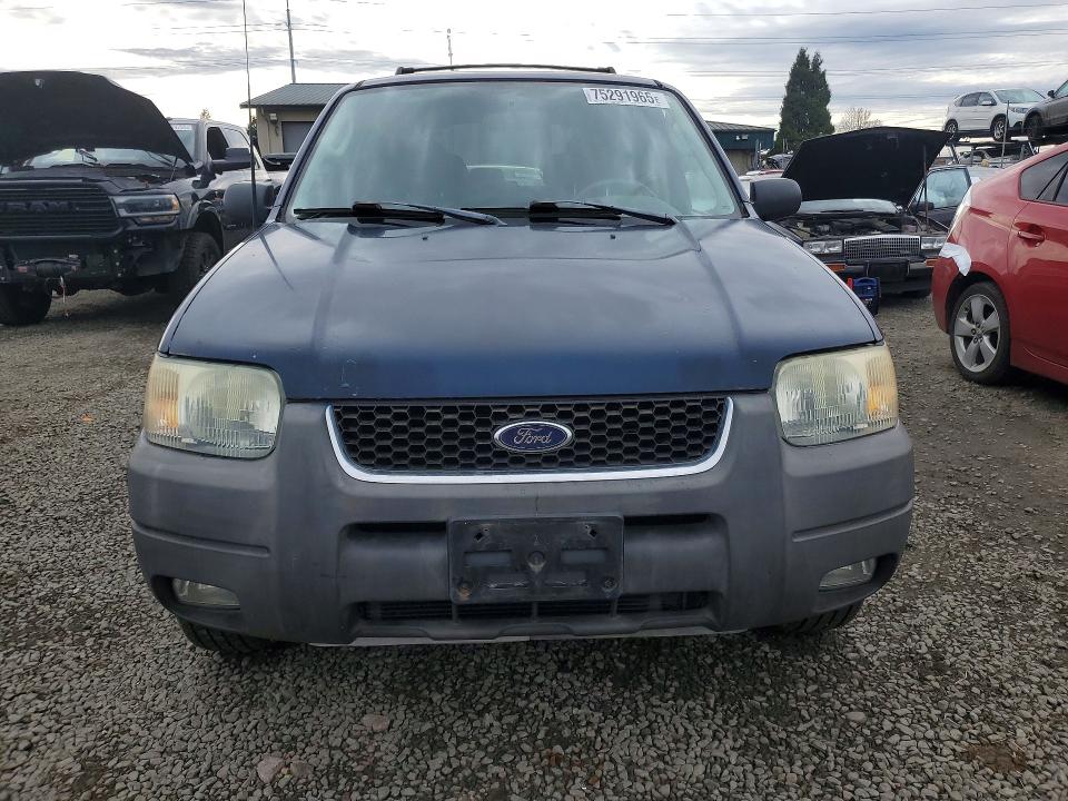 Photo 5 from auction – 2003 FORD ESCAPE XLT with VIN 1FMYU03183KB90081