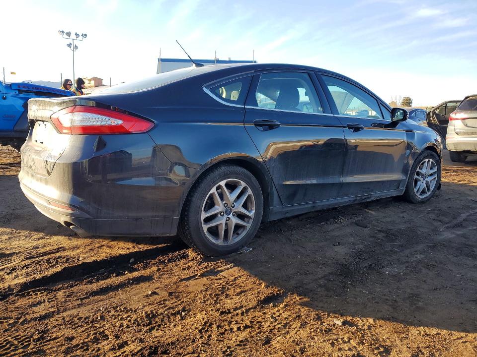 Photo 3 from auction – 2016 FORD FUSION with VIN 1FA6P0HD5G5112731