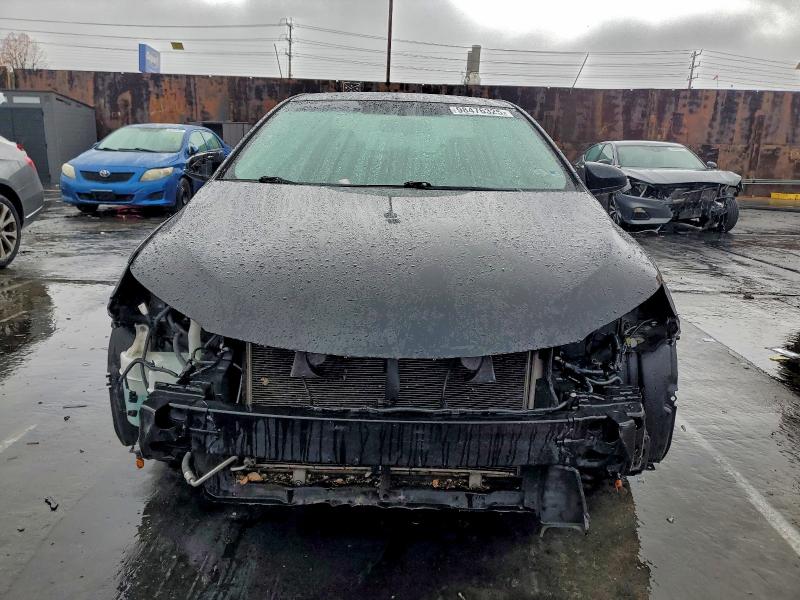 Photo 5 from auction – 2016 TOYOTA CAMRY LE with VIN 4T1BF1FKXGU118285