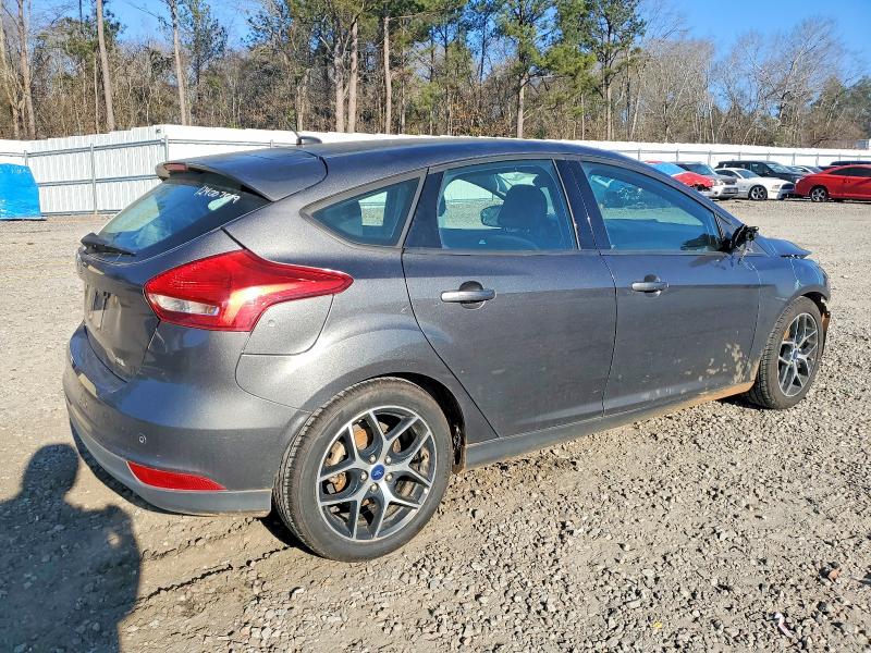 Photo 3 from auction – 2017 FORD FOCUS SEL with VIN 1FADP3M28HL322704