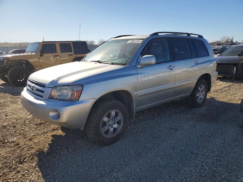 TOYOTA HIGHLANDER 2004 with VIN JTEEP21A540029418 - Photo from auction