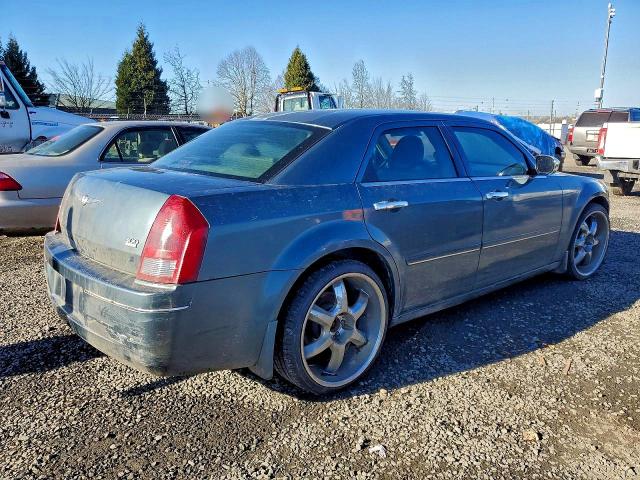 Photo 3 from auction – 2005 CHRYSLER 300 TOURIN with VIN 2C3JA53G25H512003