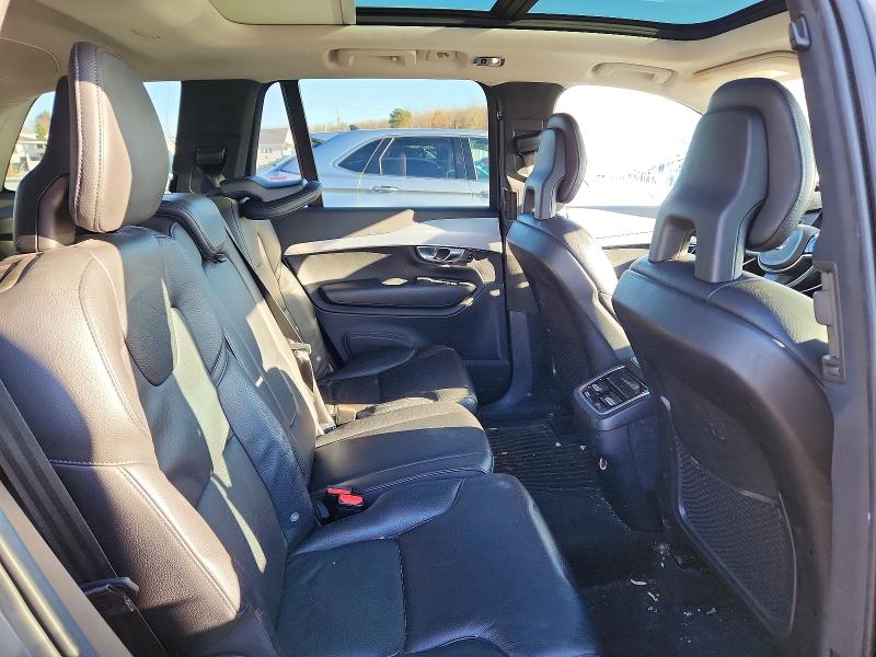 Photo 11 from auction – 2018 VOLVO XC90 T5 with VIN YV4102PK4J1341563