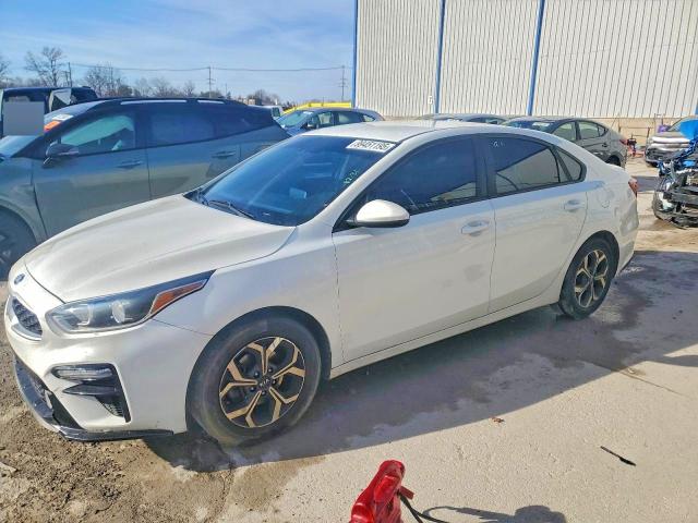 KIA FORTE 2019 with VIN 3KPF24AD5KE038105 - Photo from auction