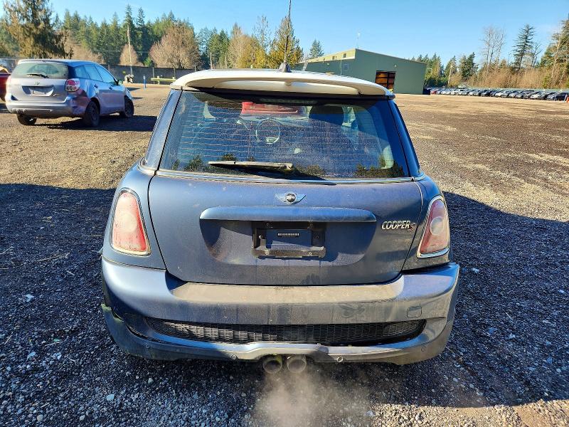 Photo 6 from auction – 2010 MINI COOPER S with VIN WMWMF7C58ATZ71681