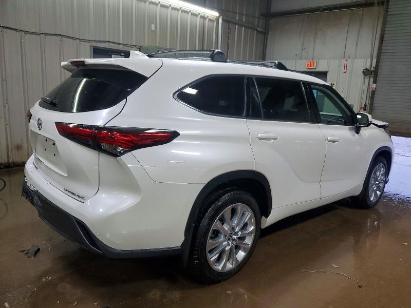 Photo 3 from auction – 2021 TOYOTA HIGHLANDER with VIN 5TDDZRBH0MS085570