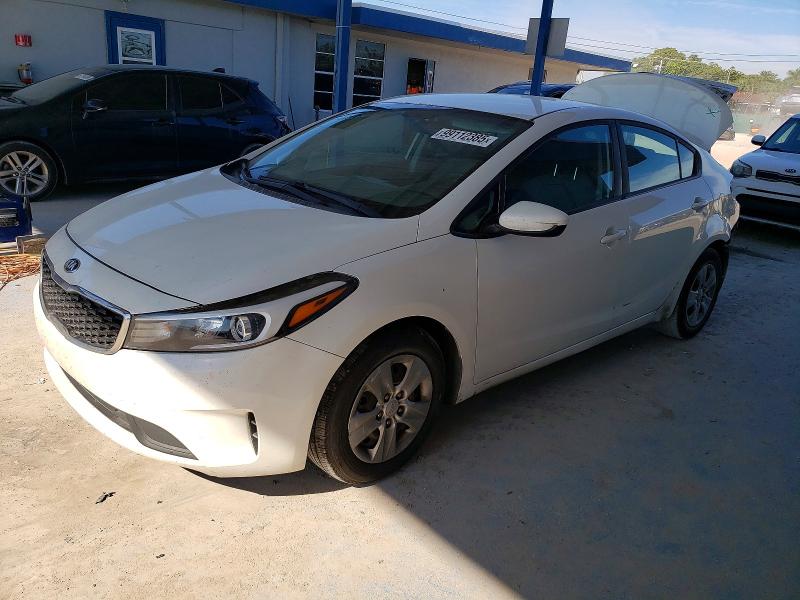 KIA FORTE 2017 with VIN 3KPFK4A74HE050541 - Photo from auction