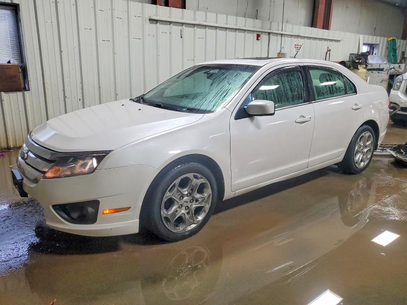 FORD FUSION SE 2011 with VIN 3FAHP0HAXBR218435 - Photo from auction