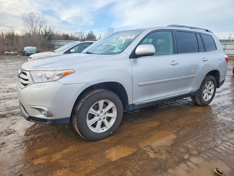 TOYOTA HIGHLANDER 2011 with VIN 5TDBK3EHXBS089773 - Photo from auction