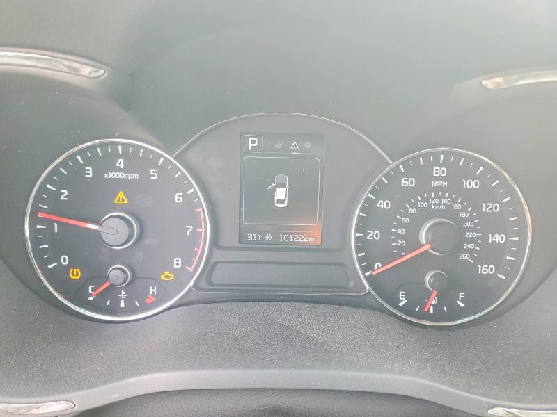 Photo 9 from auction – 2017 KIA FORTE LX with VIN 3KPFL4A70HE071349
